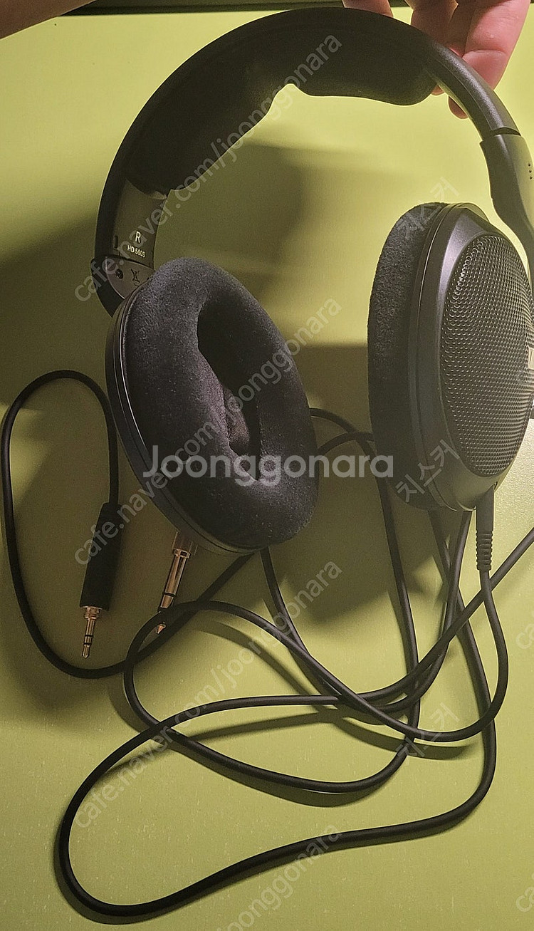 사은품o)젠하이저 hd560s 블랙 신품급 팝니다--0