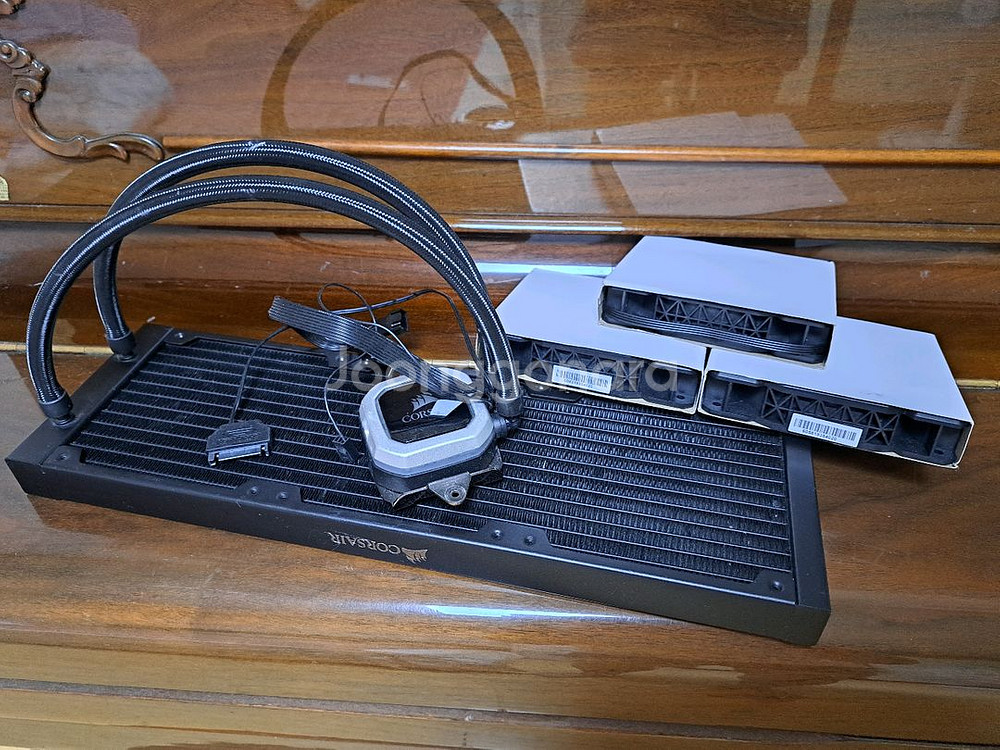 Corsair hydro H150i pro RGB--0