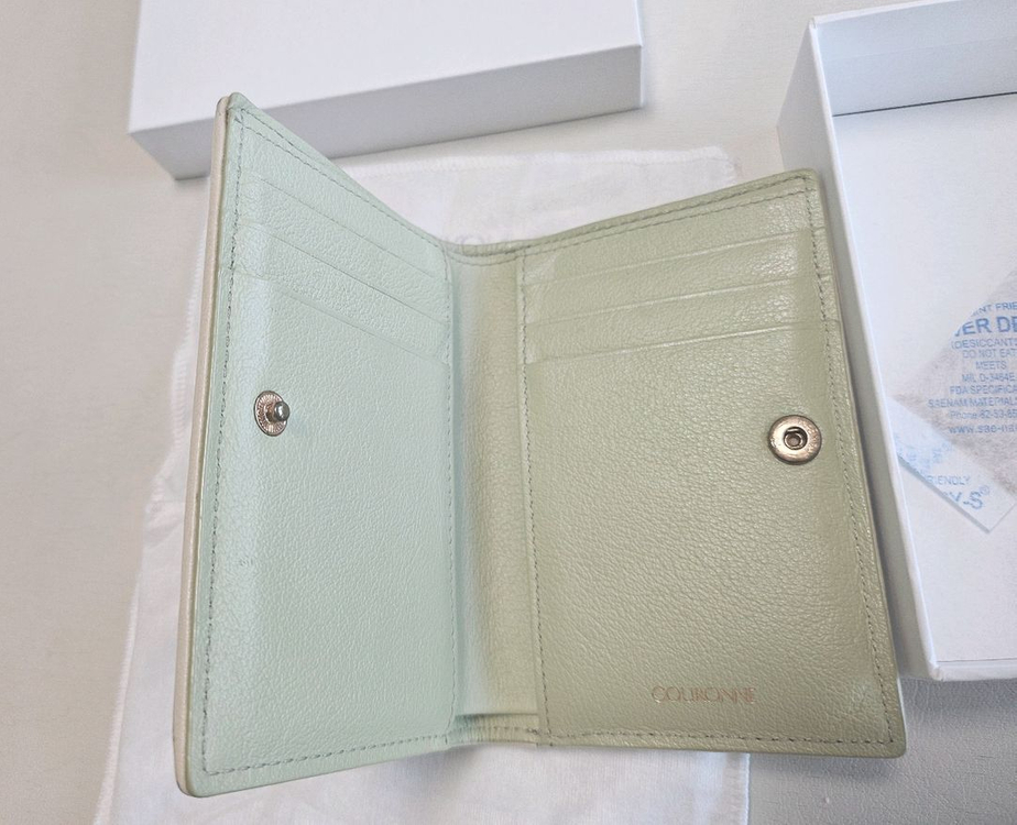 상태최상)쿠론 마카레 중지갑 카키색 이미지