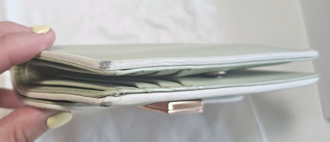 상태최상)쿠론 마카레 중지갑 카키색 이미지