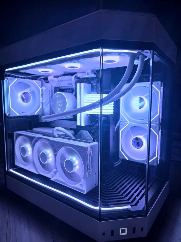 i7 14700K rtx5080 본체 팝니다 이미지