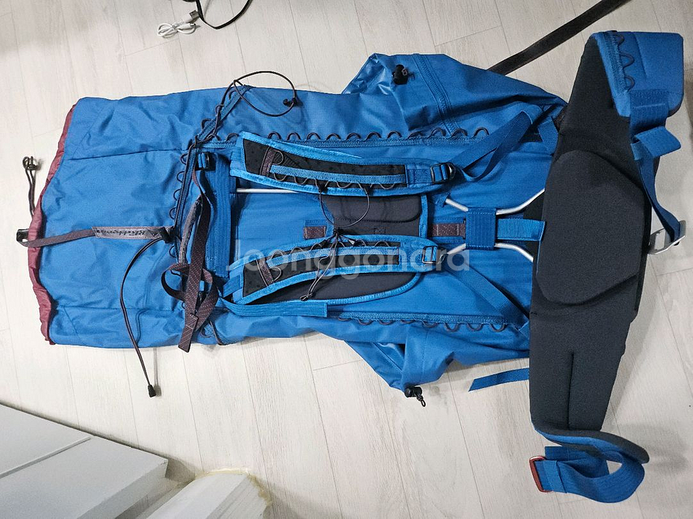 클라터뮤젠 등산배낭 38 새상품입니다--1