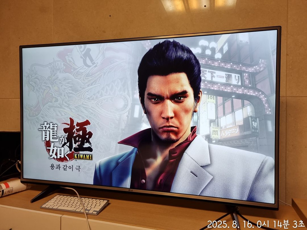 PS4 Pro(1TB)+VR 이미지