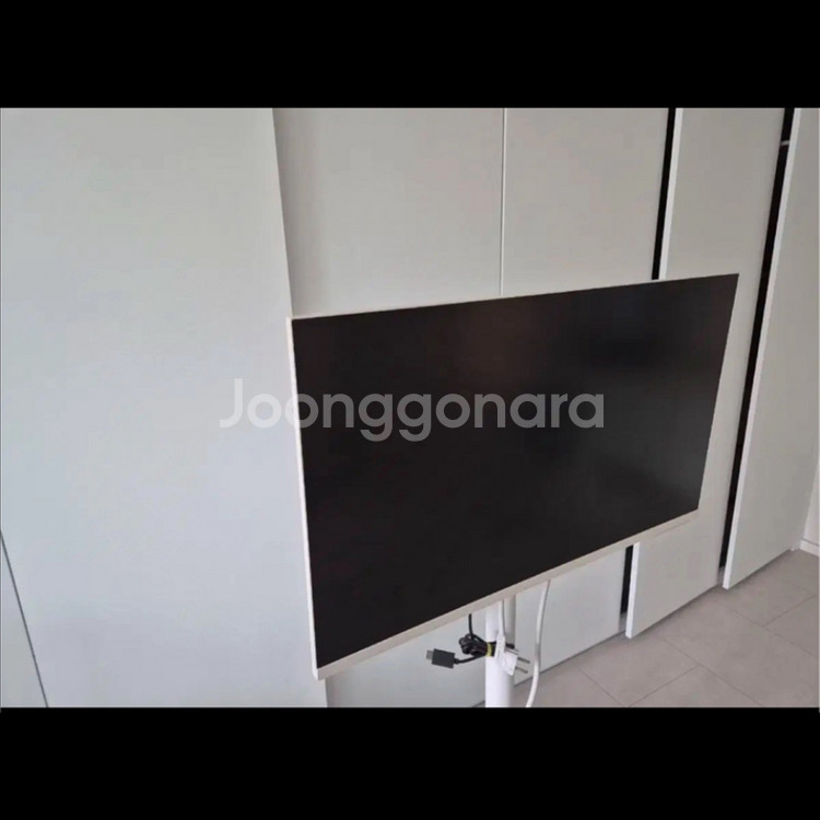 삼성 스마트 모니터 M7 32인치(80cm)풀박 구성--0