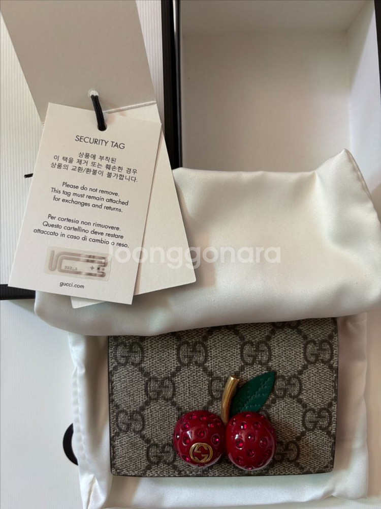 구찌 GG 체리 카드 케이스 지갑 베이지 에보니--1