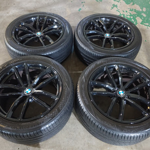 BMW G30 5시리즈 662M 블랙 18인치 휠타이어