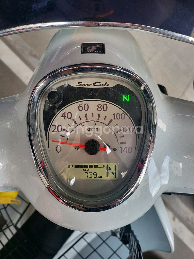 혼다슈퍼커브 73.9km 24년식--0