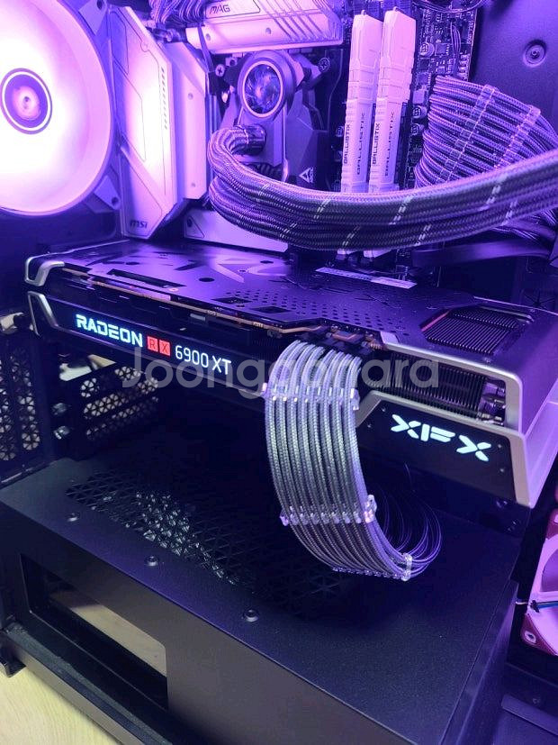 xfx 6900xt merc 최상급모델 풀박--0