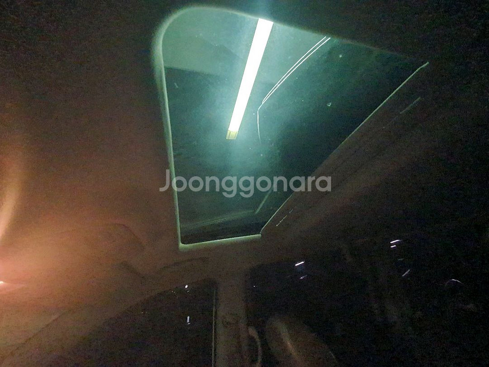 카니발R 11인승 판매합니다.--9