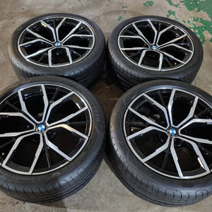 BMW G30 530i 845M 19인치 정품 휠타이어