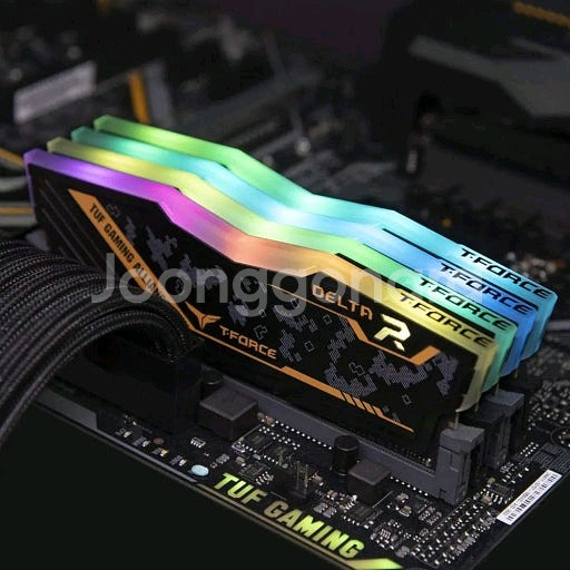 T-Force DDR4 CL15 Delta RGB--0