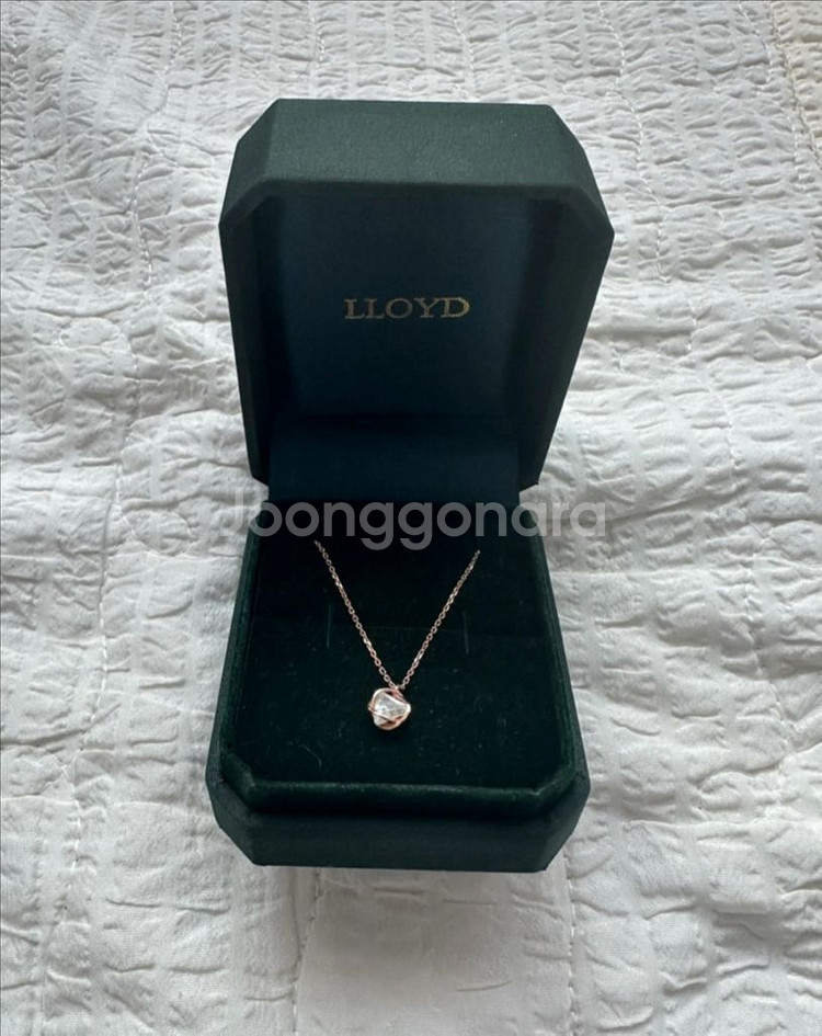 로이드 목걸이 (10K) 팝니다--0
