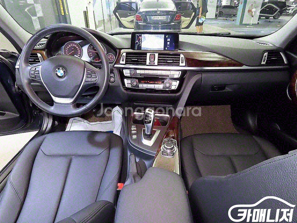 [BMW]3시리즈 (F30) 320i (5인승) #앱특--9