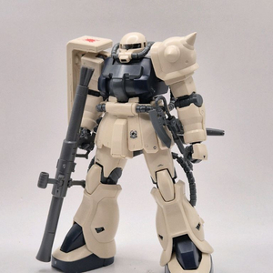 (상급)MG 자쿠 f2 연방군 사양 건담 반다이 프라모