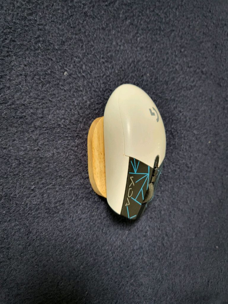 로지텍 G304 LIGHTSPEED WIRELESS K 이미지