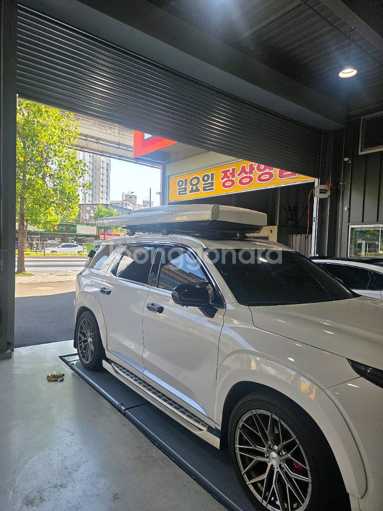 툴레 모션 XT 알파인 루프박스 및 어닝 팝니다--6