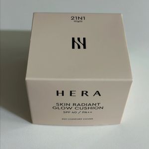 새상품 미개봉 헤라 스킨 래디언트 글로우 쿠션 21호