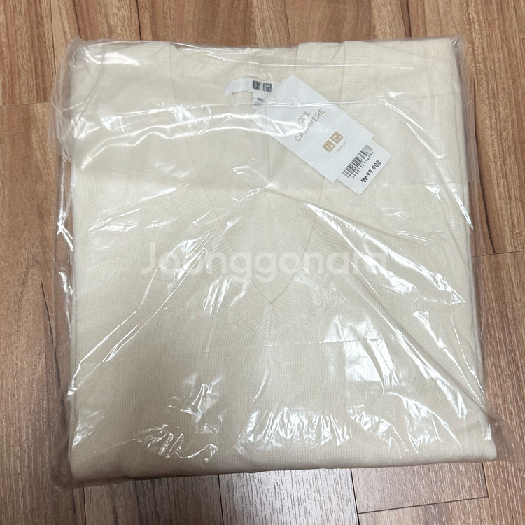 (새상품) 유니클로 여성 캐시미어 브이넥 아이보리3XL--1