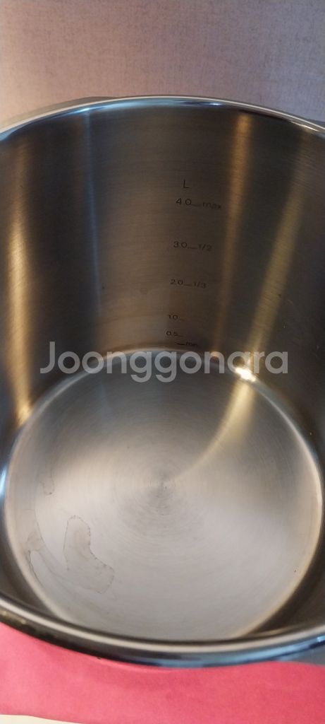 (중고)휘슬러압력솥 팝니다.(6리터)--4