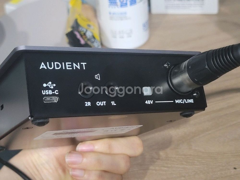 Audient iD4 mk2 오디오 인터페이스--3