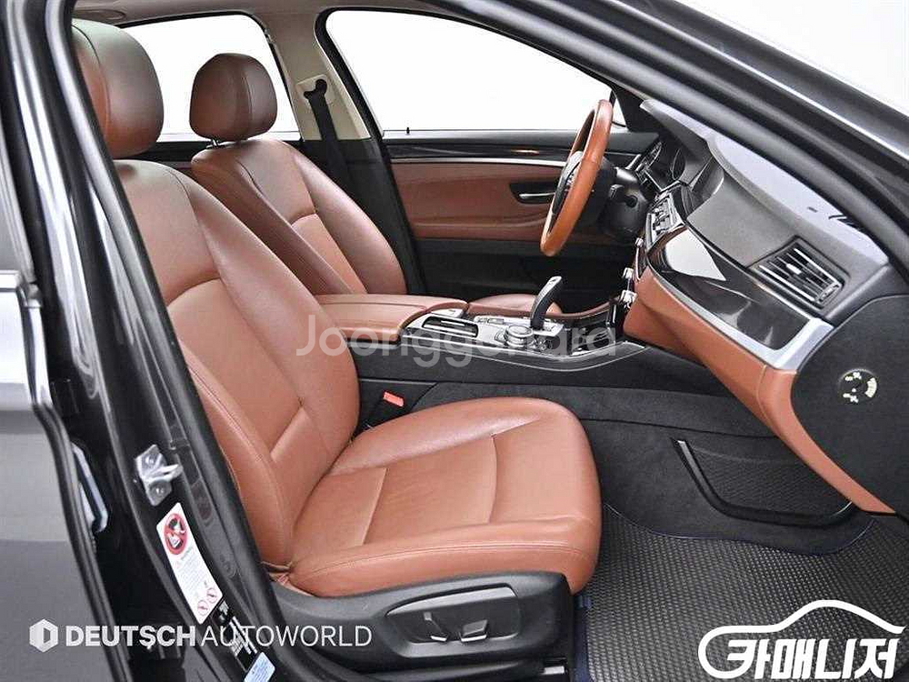 [BMW]5시리즈 (F10) 520d xDrive #앱--9
