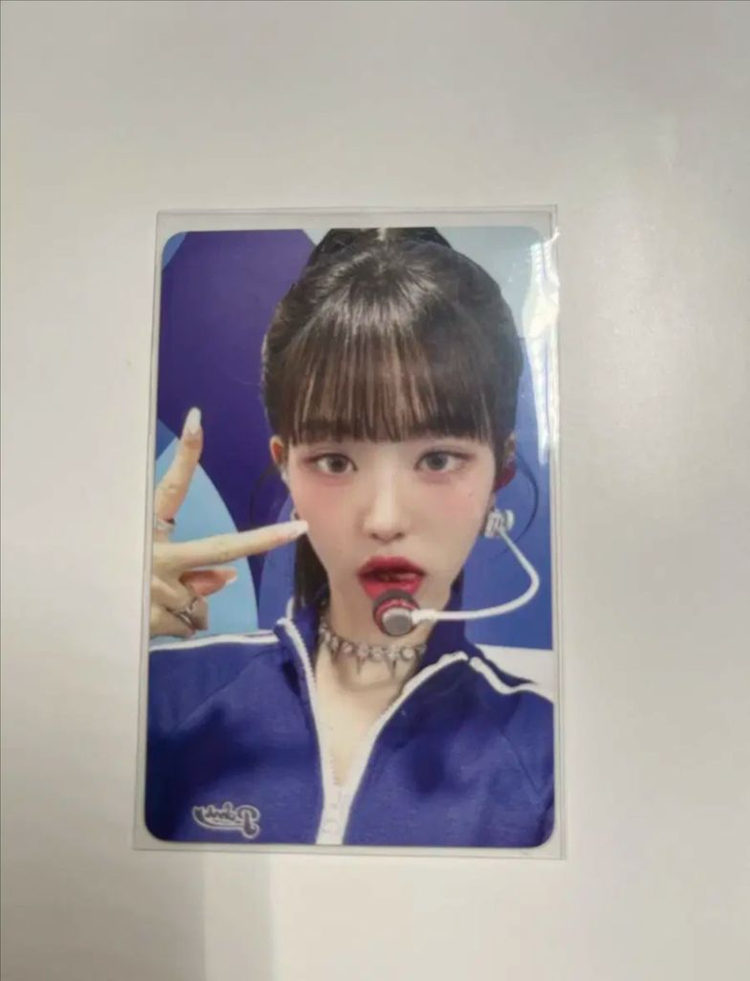 아이브 원영 포카 판매 이미지