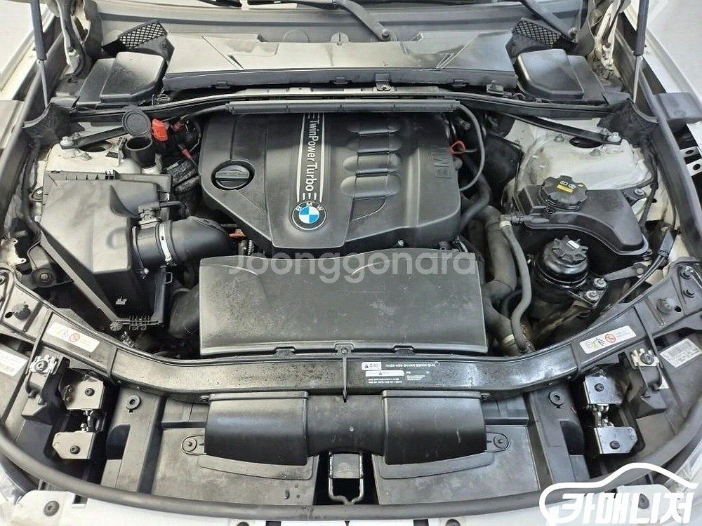 [BMW]X1 (E84) xDrive 18d 4WD (--4
