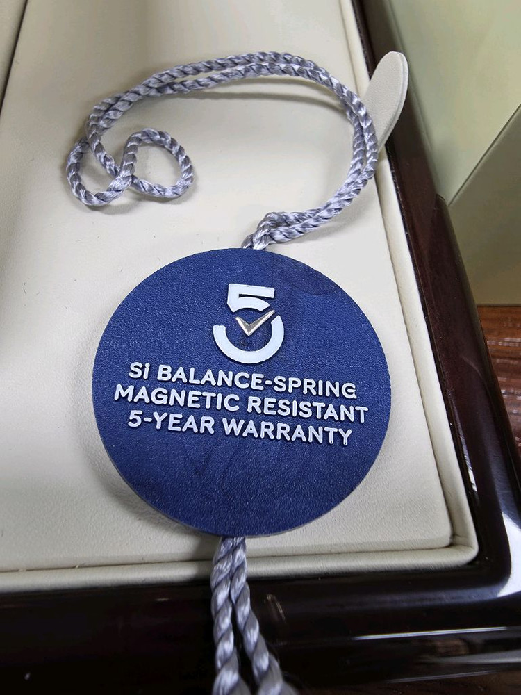 론진 마스터콜렉션 문페이즈 크로노그래프 시계 이미지