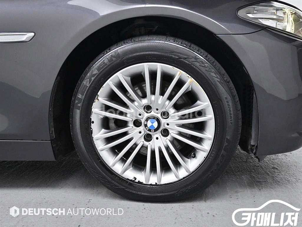 [BMW]5시리즈 (F10) 520d xDrive #앱--4