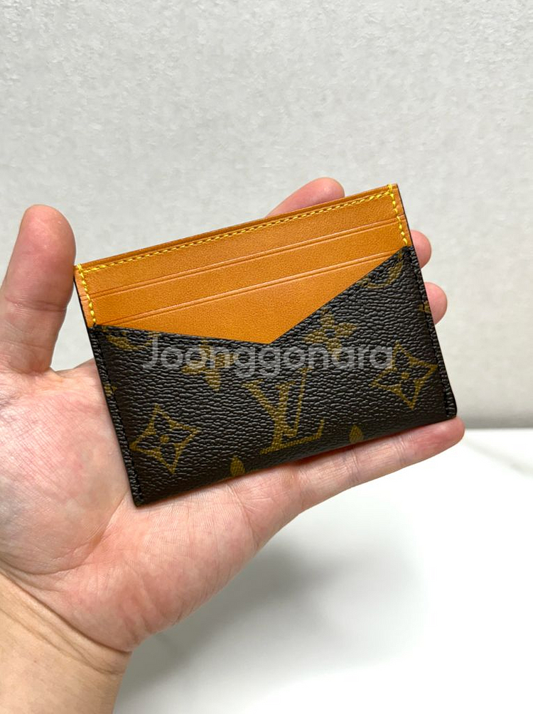 (한정판/S+)루이비통 모노그램 트리플 카드지갑--2