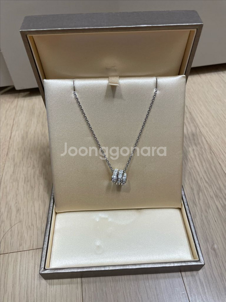 불가리 세르펜티 화이트골드 풀파베 목걸이--0