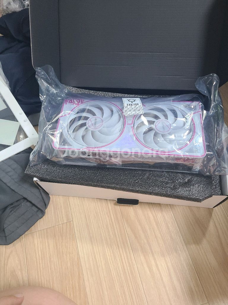 컬러풀 5060ti 8기가--6