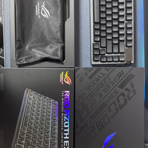 ASUS ROG Azoth Extreme 키보드 판매