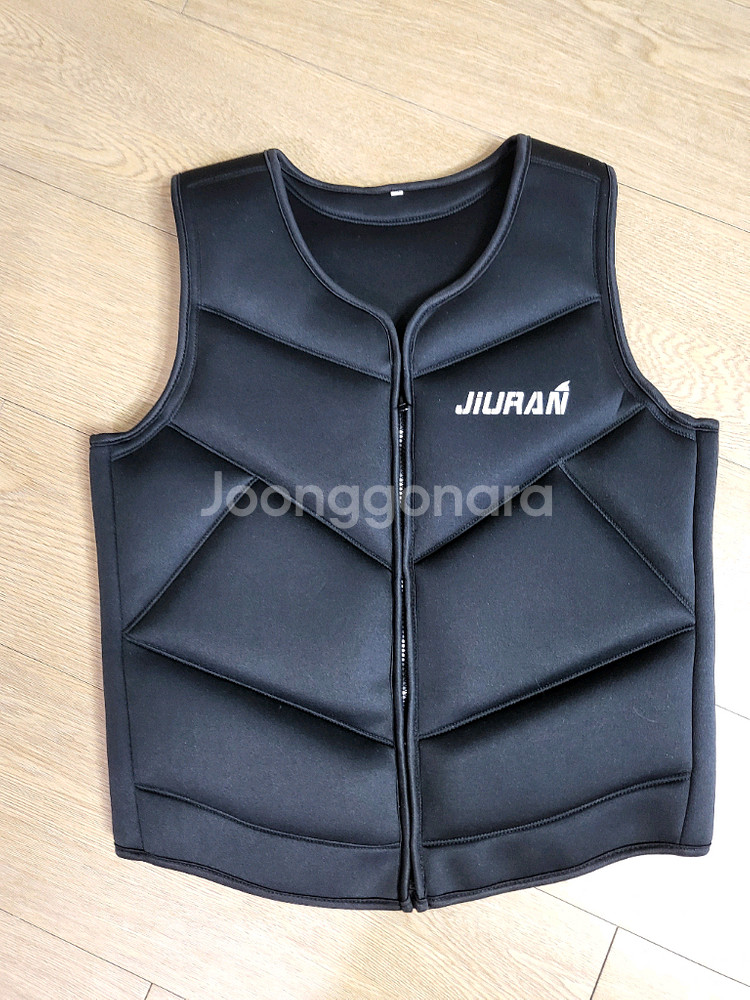 JIURAN 검정색 구명조끼 팝니다사이즈는 XL--0