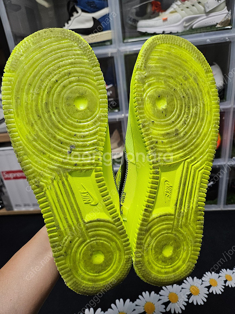 나이키X오프화이트 에어포스1 V2 볼트 260mm--2