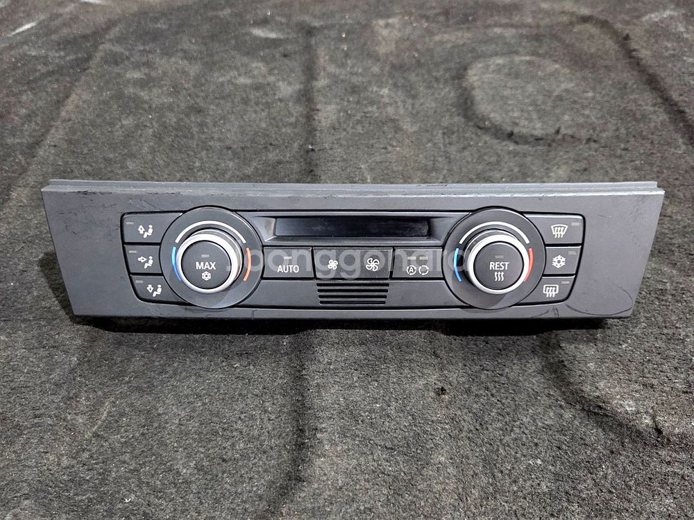 BMW E90 320i 공조기 오토공조기 팝니다--0