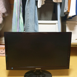 삼성 LED 24인치 모니터 S24B350T 판매해요