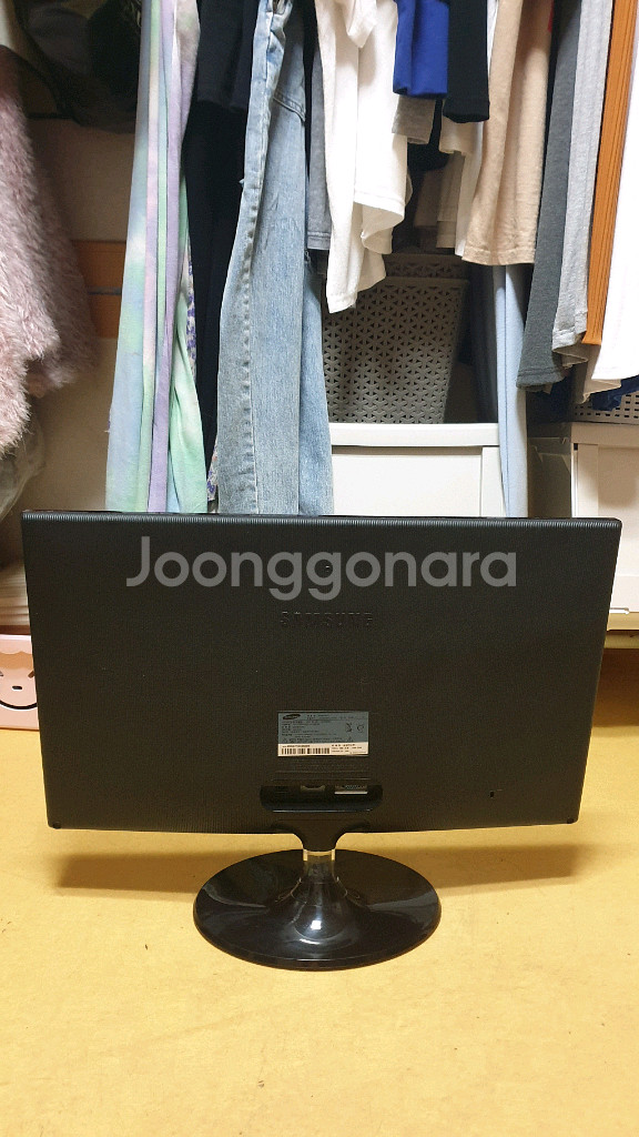 삼성 LED 24인치 모니터 S24B350T 판매해요--2