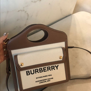 정품 버버리 캔버스 미니백