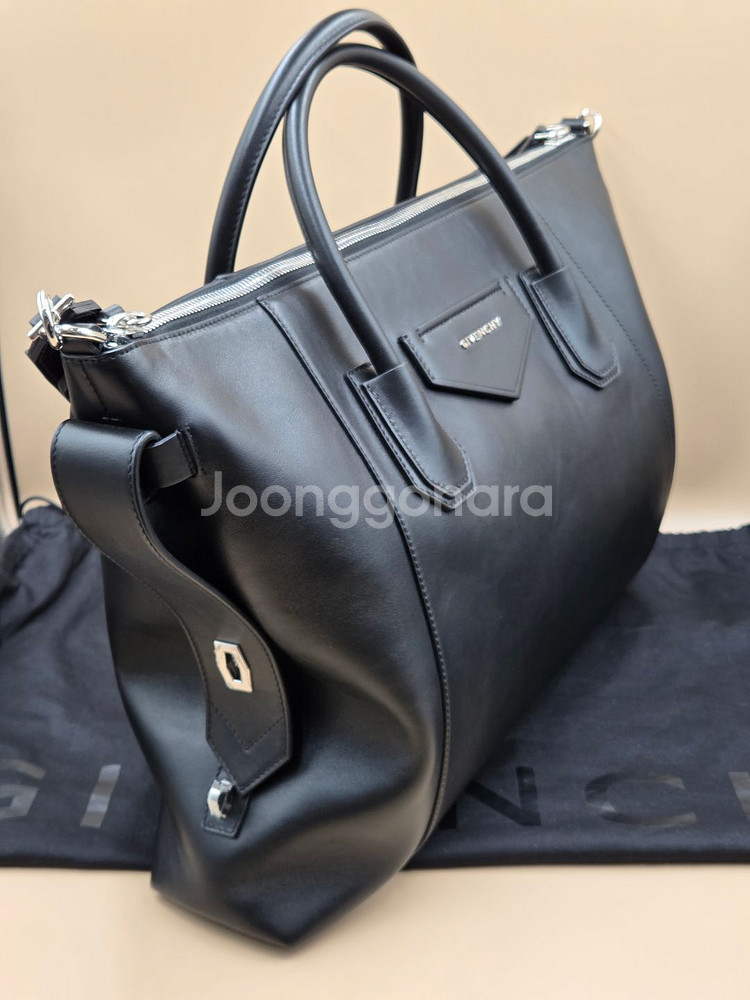 지방시 안티고나 소프트 토트백--2