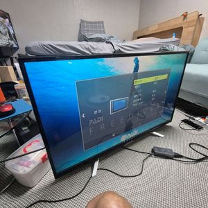 스마트라 40인치 LED TV SHE-400B 팝니다.