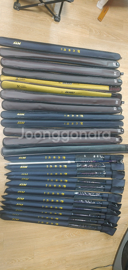 민물낚시대 13대 받침대 11개--6