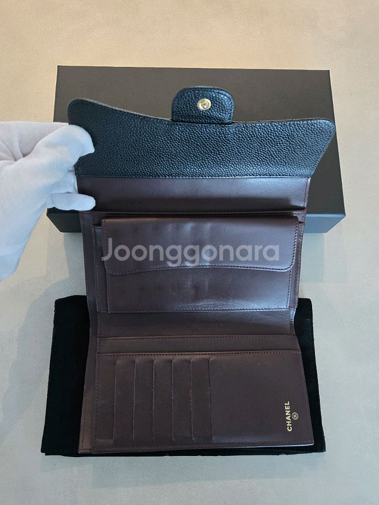샤넬 클래식 캐비어 장지갑--3