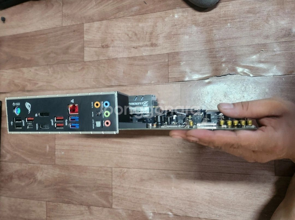 ASUS Z390F GAMING 메인보드--1