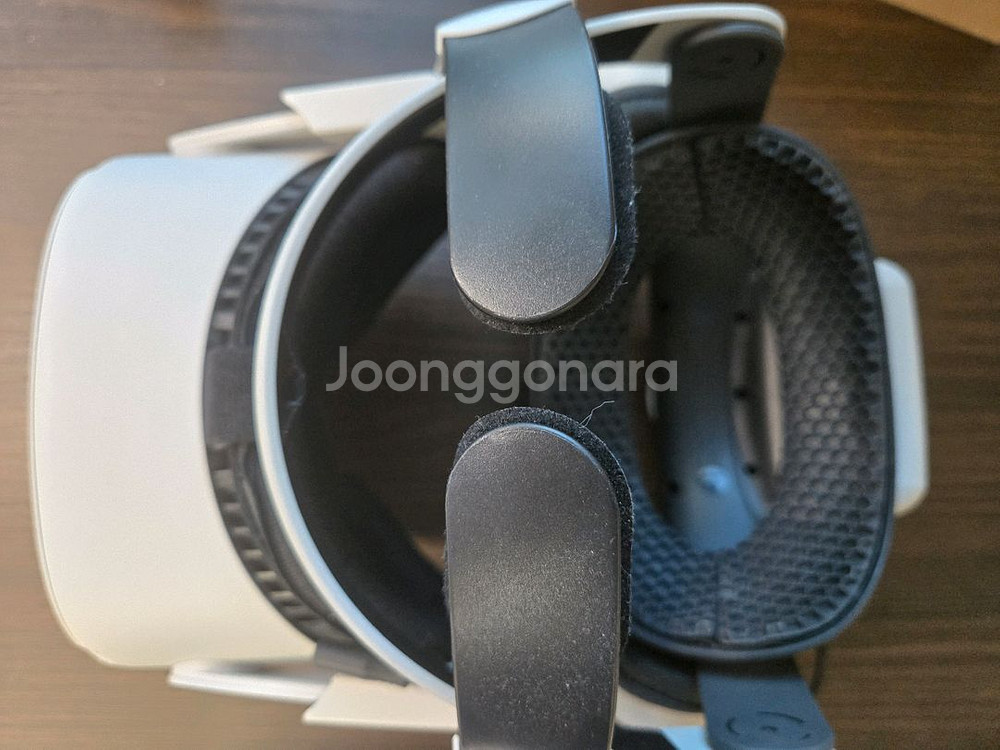 메타퀘스트2 (32GB) + 풀 악세사리 패키지 판매합--4