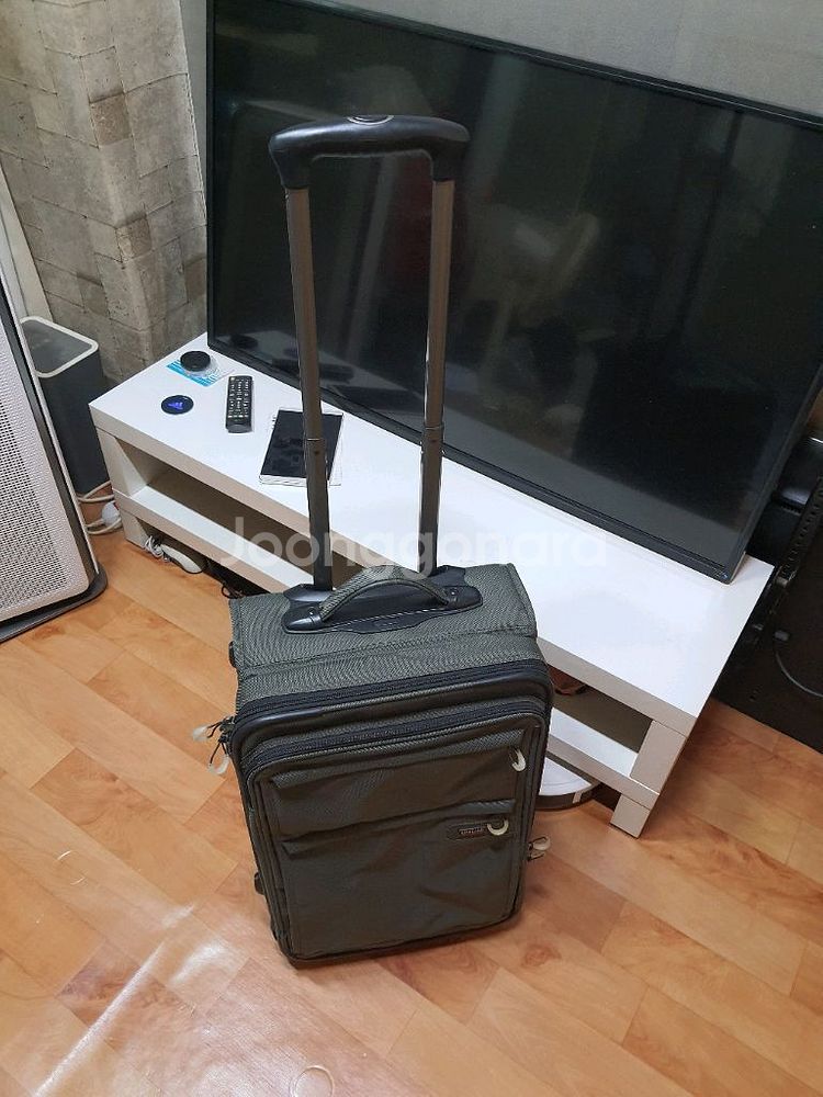 [KIRKLAND] 코스트코 커클랜드 23인치 캐리어--0
