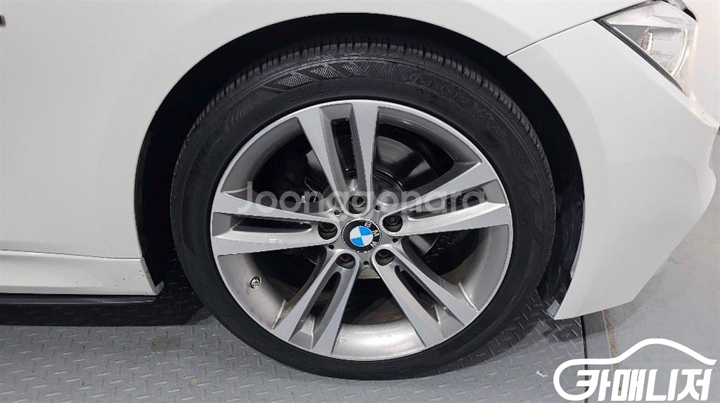 [BMW]3시리즈 (F30) 320d (5인승) #앱특--4