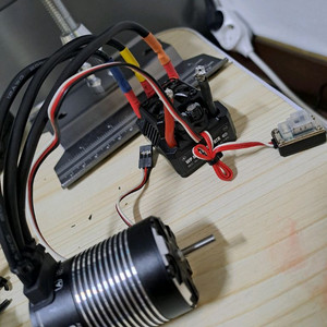 하비윙max10 sct 4000kv 콤보 모변팝니다