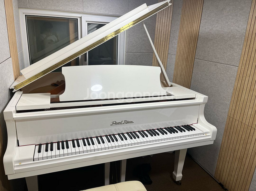 화이트 베이비 그랜드피아노--0