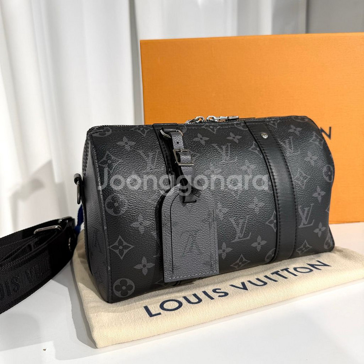 [새상품급]루이비통 이클립스 시티 키폴 25 크로스백--1